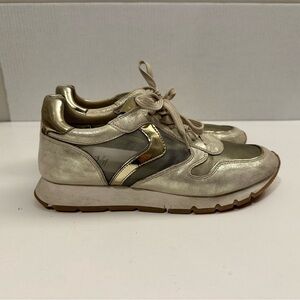 Voile Blanche JULIA LEATHER SUMMER FASHION SNEAKER in GOLD COLOR Size EU 40